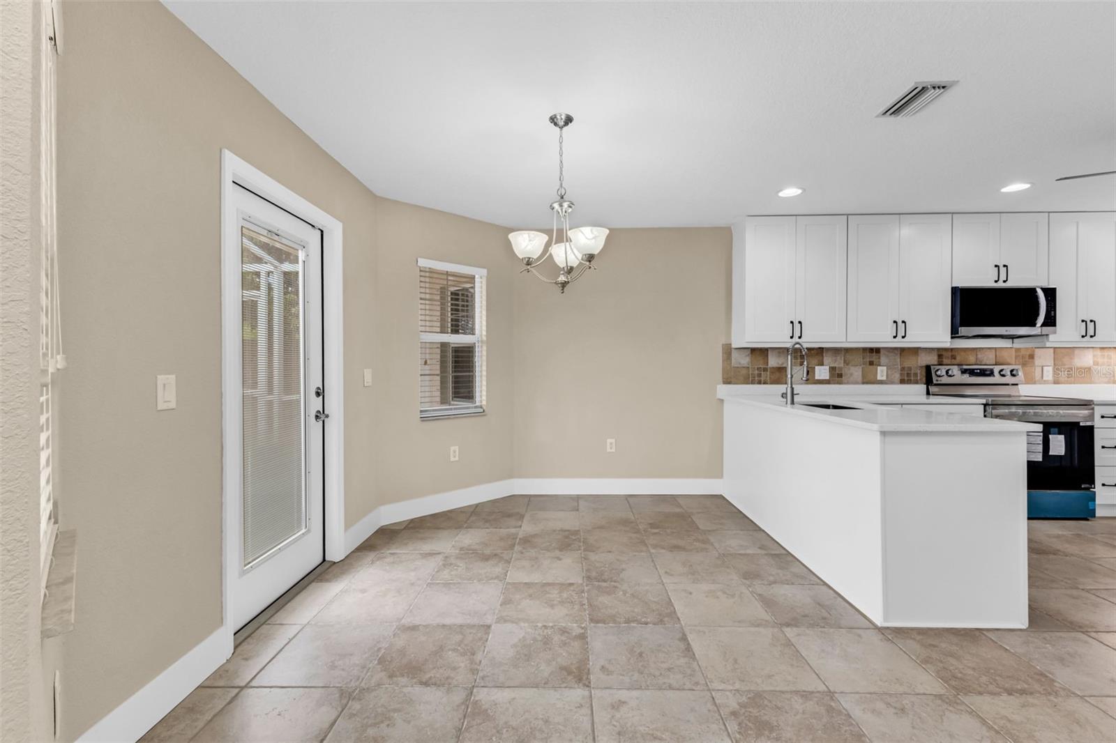 28401 COCO PALM DR, PUNTA GORDA, FL, 33982