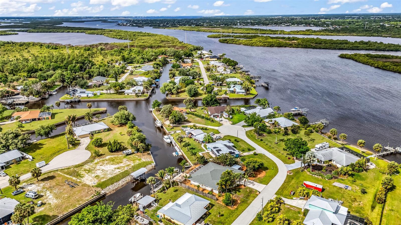 28401 COCO PALM DR, PUNTA GORDA, FL, 33982