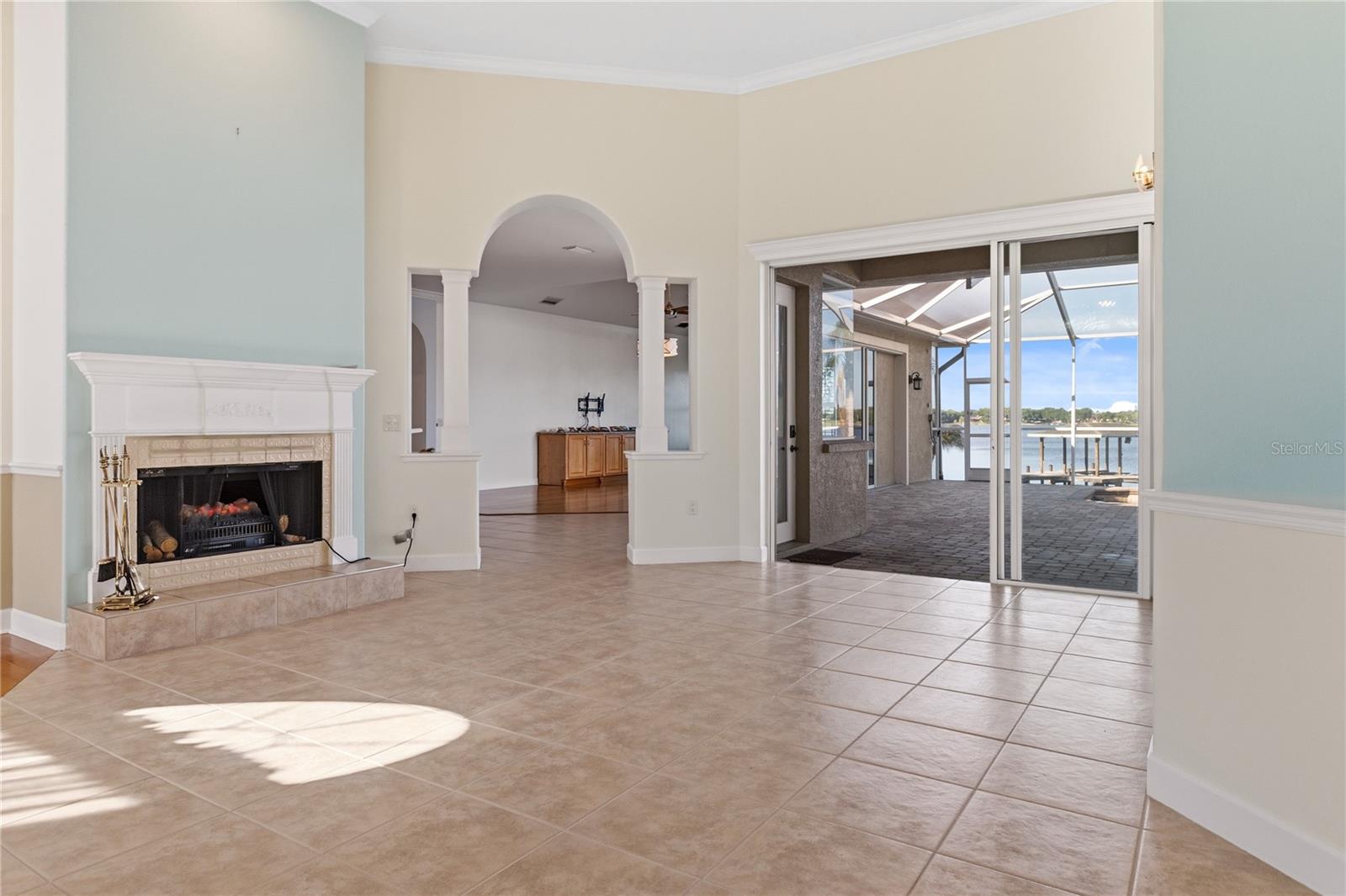 220 RUBY LAKE LN, WINTER HAVEN, FL, 33884