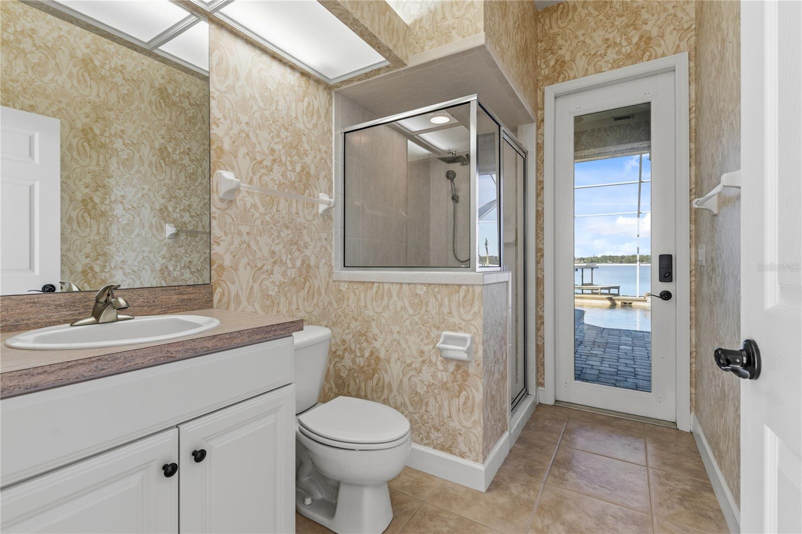 220 RUBY LAKE LN, WINTER HAVEN, FL, 33884