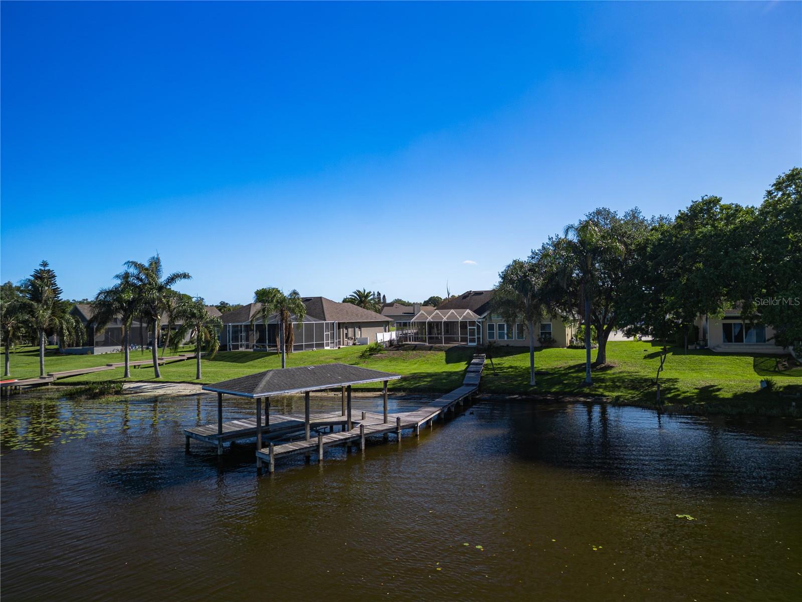 220 RUBY LAKE LN, WINTER HAVEN, FL, 33884
