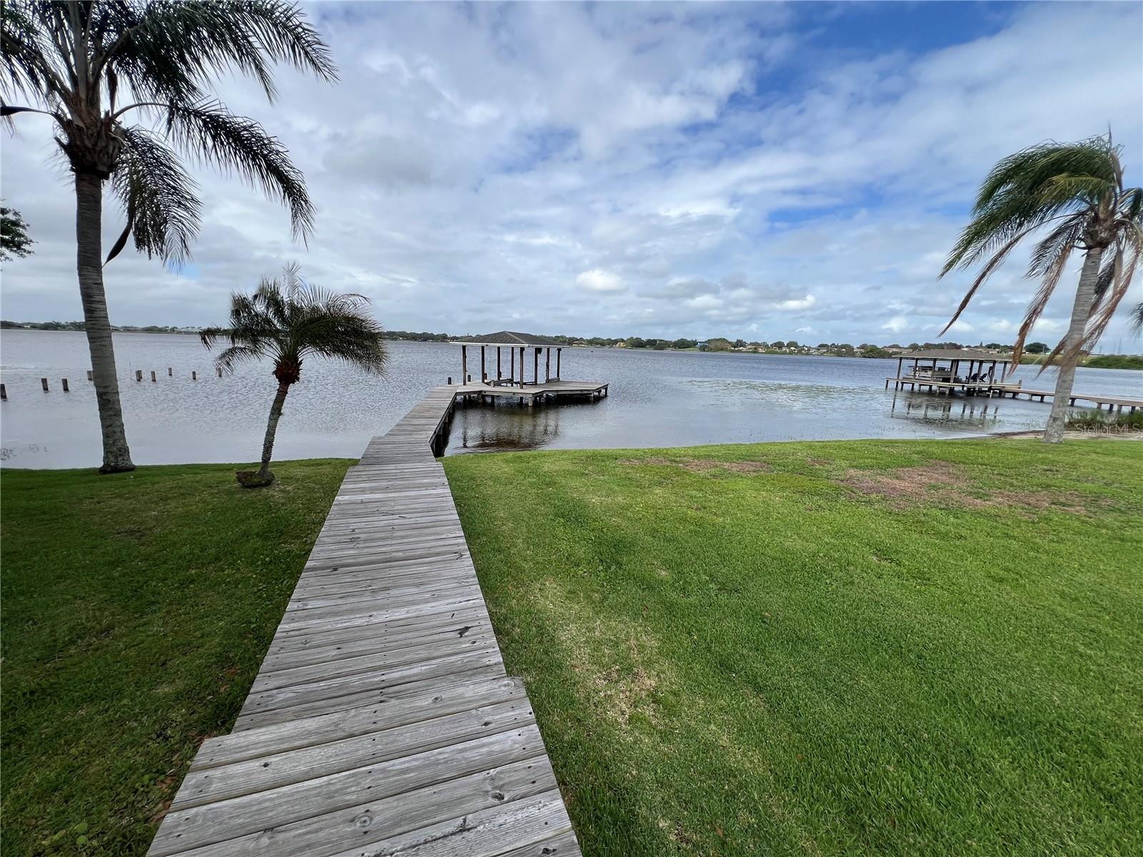 220 RUBY LAKE LN, WINTER HAVEN, FL, 33884