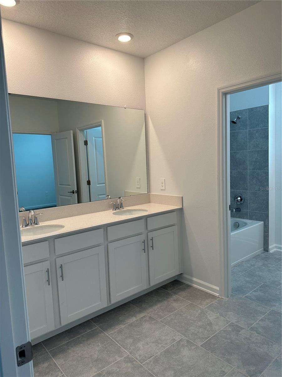 2525 RELAXING LN, KISSIMMEE, FL, 34744