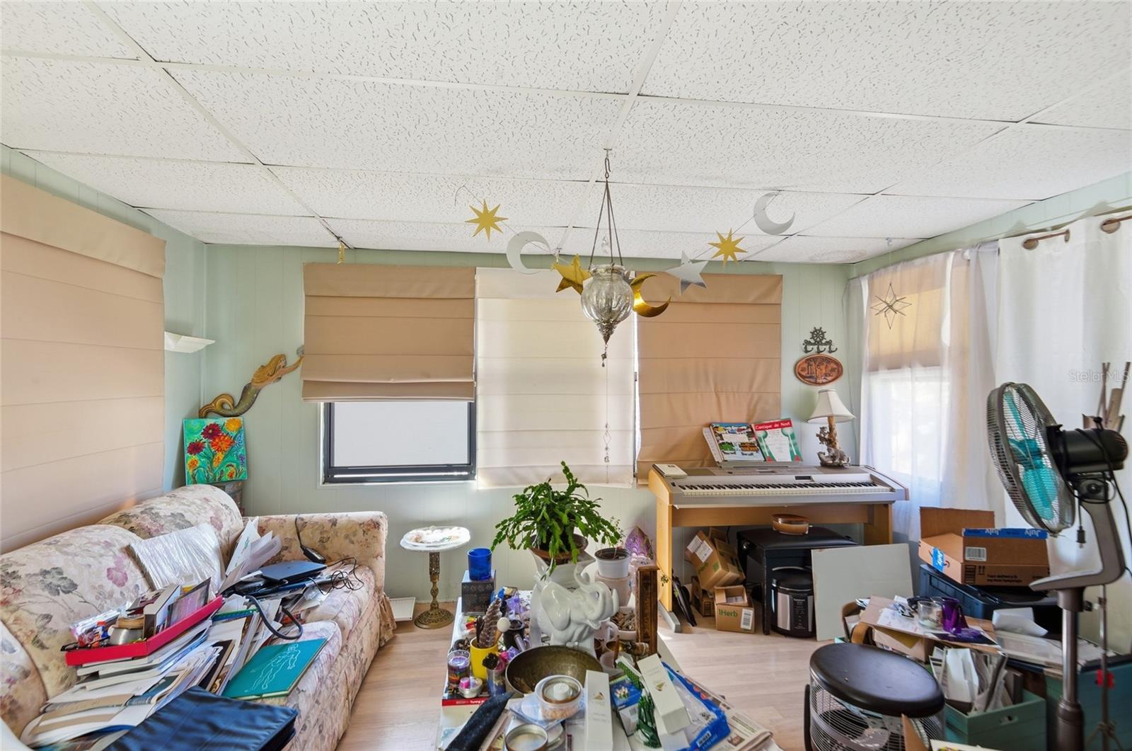 1537 DORAL CIR, LADY LAKE, FL, 32159
