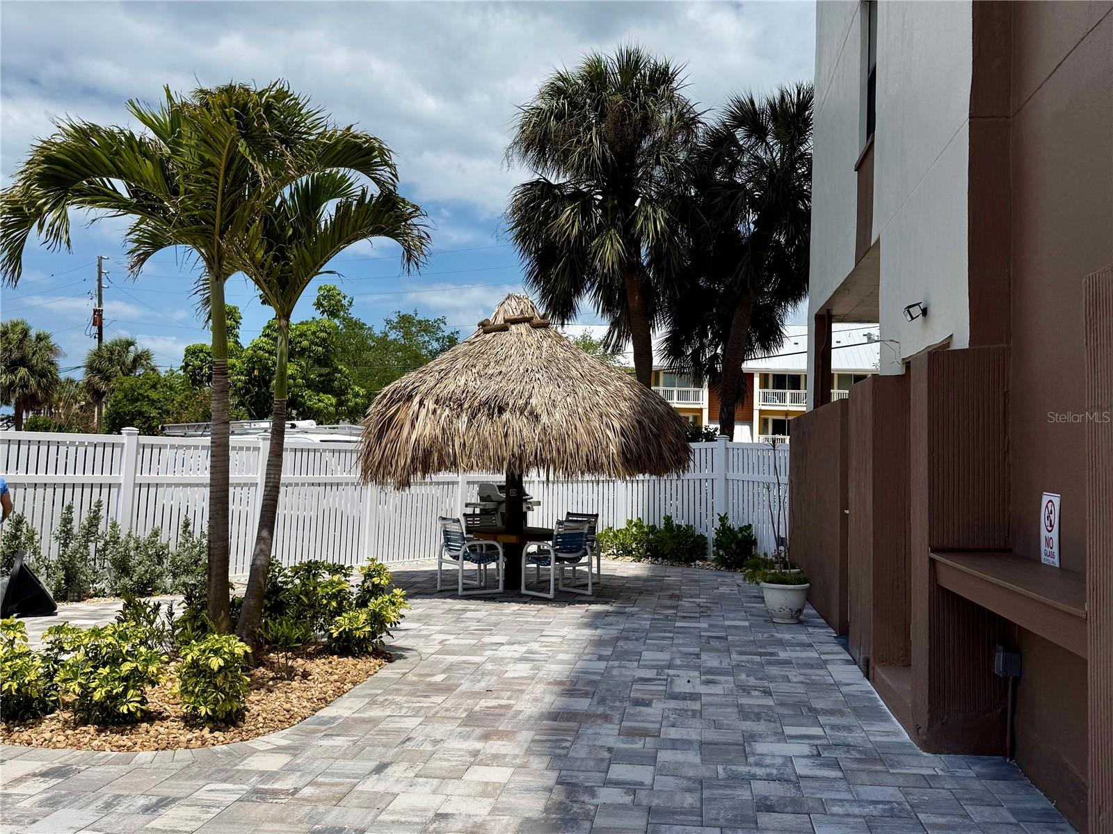 255 DOLPHIN PT #710, CLEARWATER BEACH, FL, 33767
