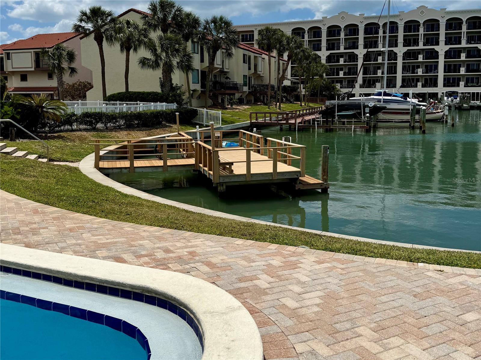 255 DOLPHIN PT #710, CLEARWATER BEACH, FL, 33767