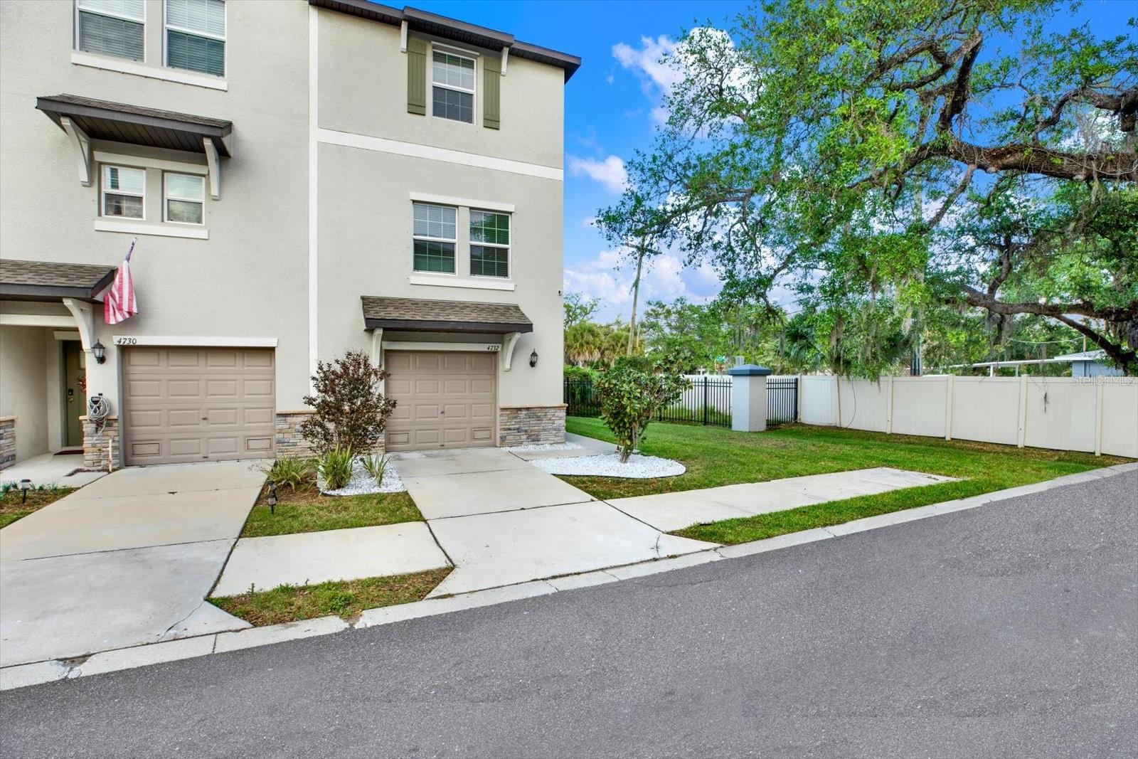 4732 PICKERING HARBOR PL, TAMPA, FL, 33619