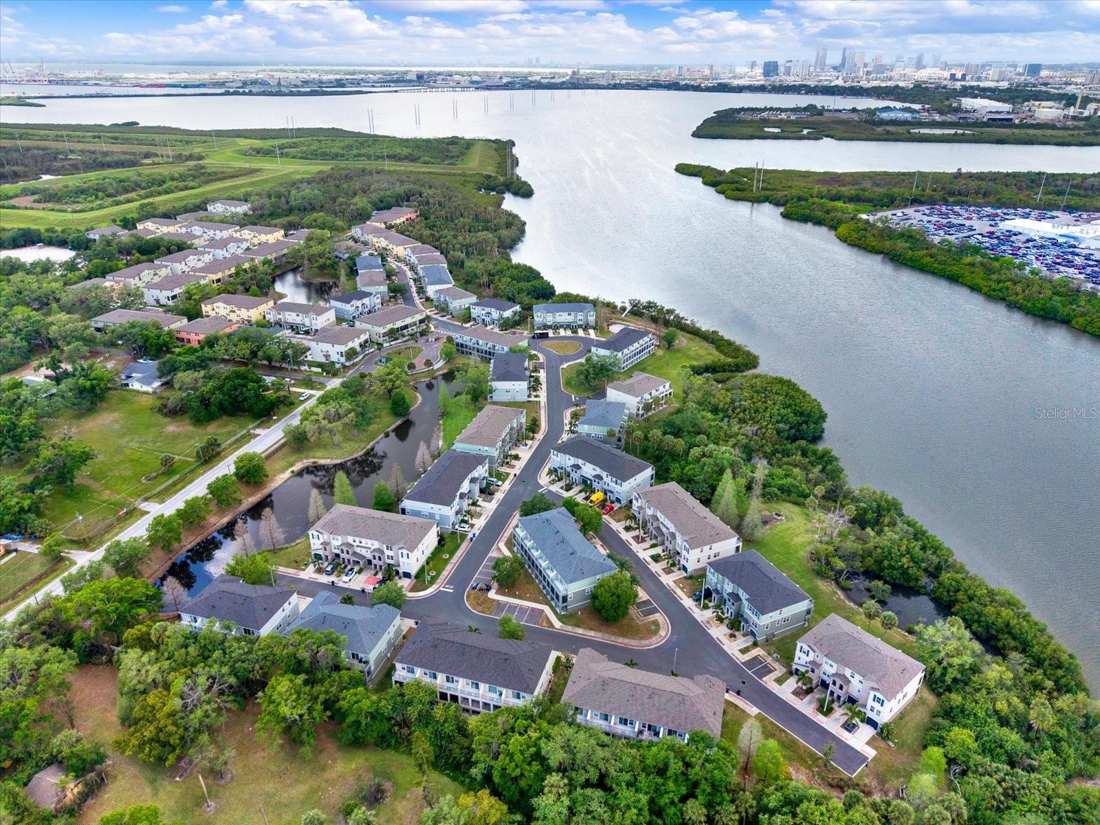 4732 PICKERING HARBOR PL, TAMPA, FL, 33619