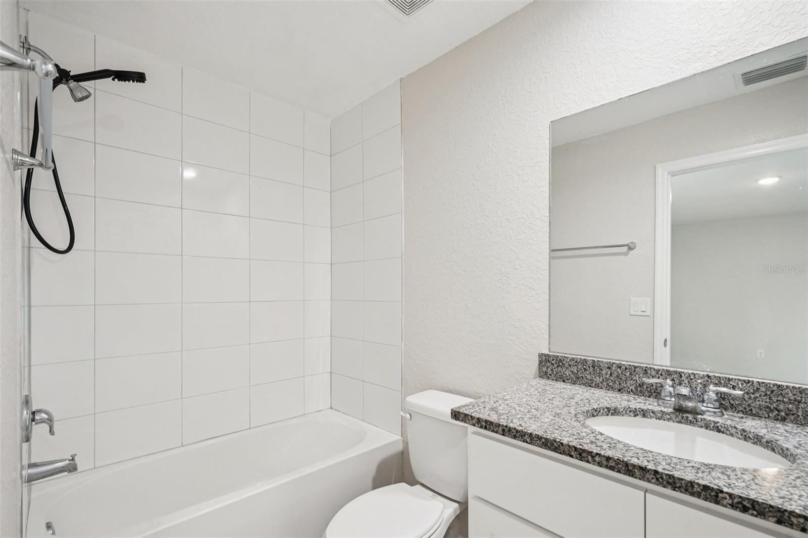 1 OAK CIRCLE CRSE, OCALA, FL, 34472