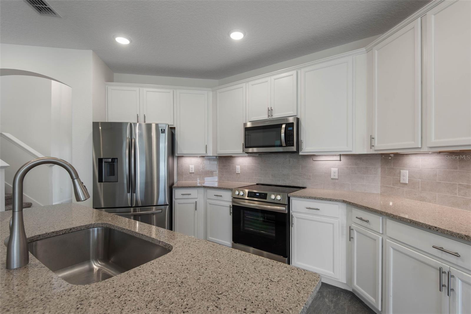 1 RIDGE RD, PALM COAST, FL, 32137