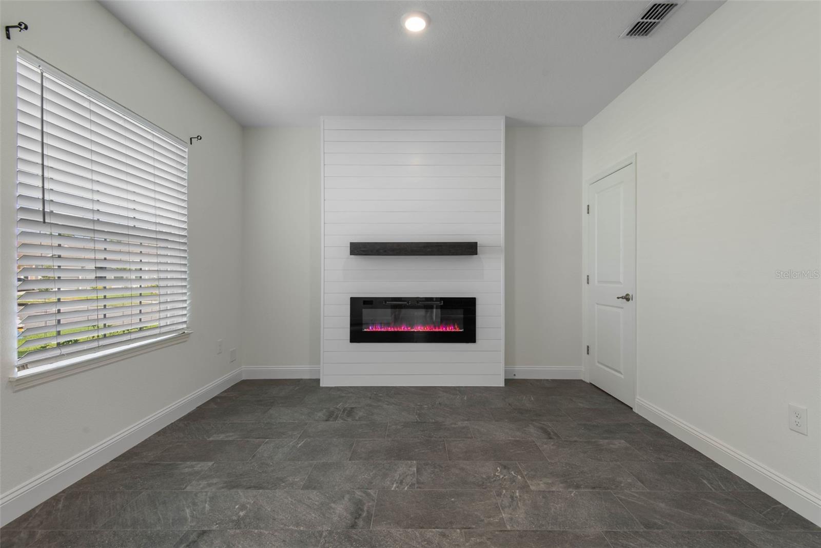 1 RIDGE RD, PALM COAST, FL, 32137