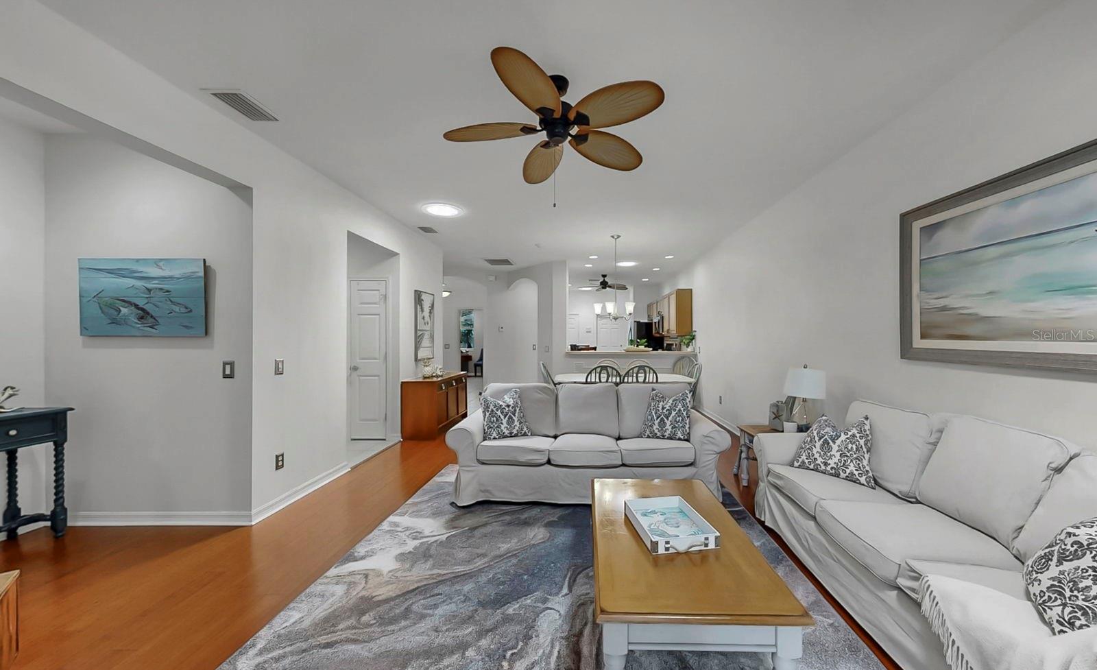 313 SENECA FALLS DR, APOLLO BEACH, FL, 33572