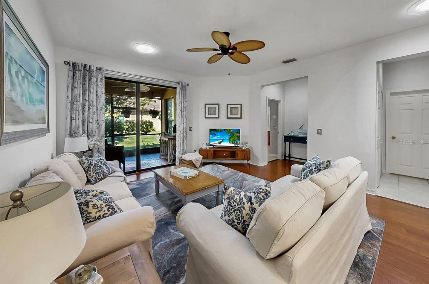 313 SENECA FALLS DR, APOLLO BEACH, FL, 33572