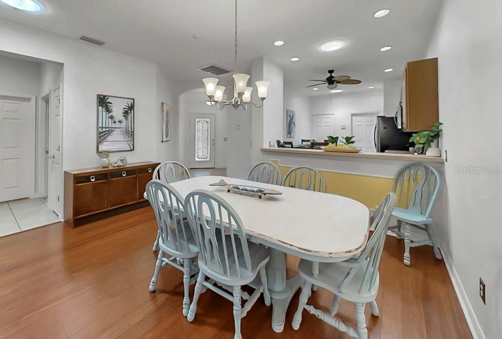 313 SENECA FALLS DR, APOLLO BEACH, FL, 33572