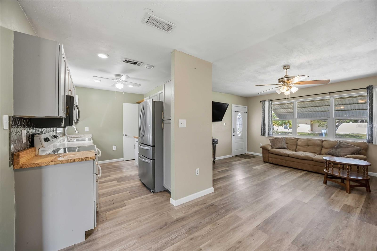 22243 HERNANDO AVE, PORT CHARLOTTE, FL, 33952