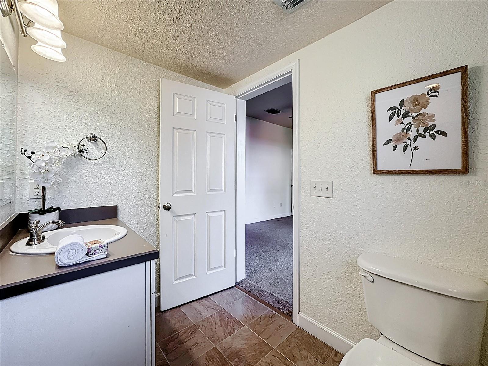 1148 N GRANDVIEW ST, MOUNT DORA, FL, 32757