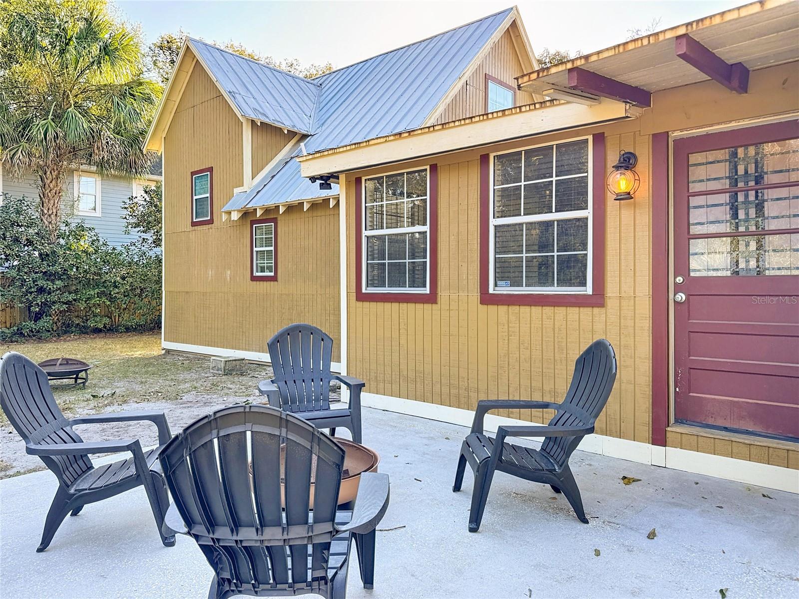 1148 N GRANDVIEW ST, MOUNT DORA, FL, 32757