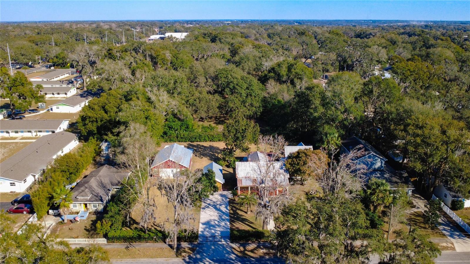 1148 N GRANDVIEW ST, MOUNT DORA, FL, 32757