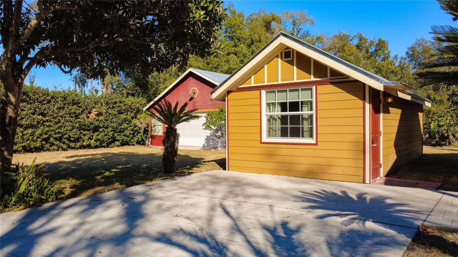 1148 N GRANDVIEW ST, MOUNT DORA, FL, 32757