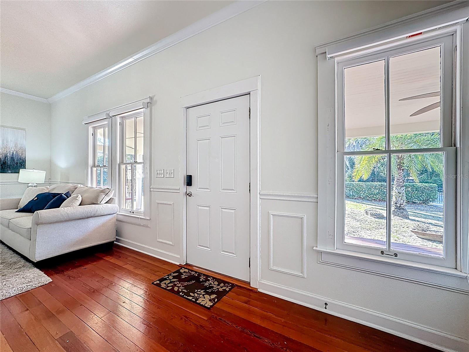 1148 N GRANDVIEW ST, MOUNT DORA, FL, 32757
