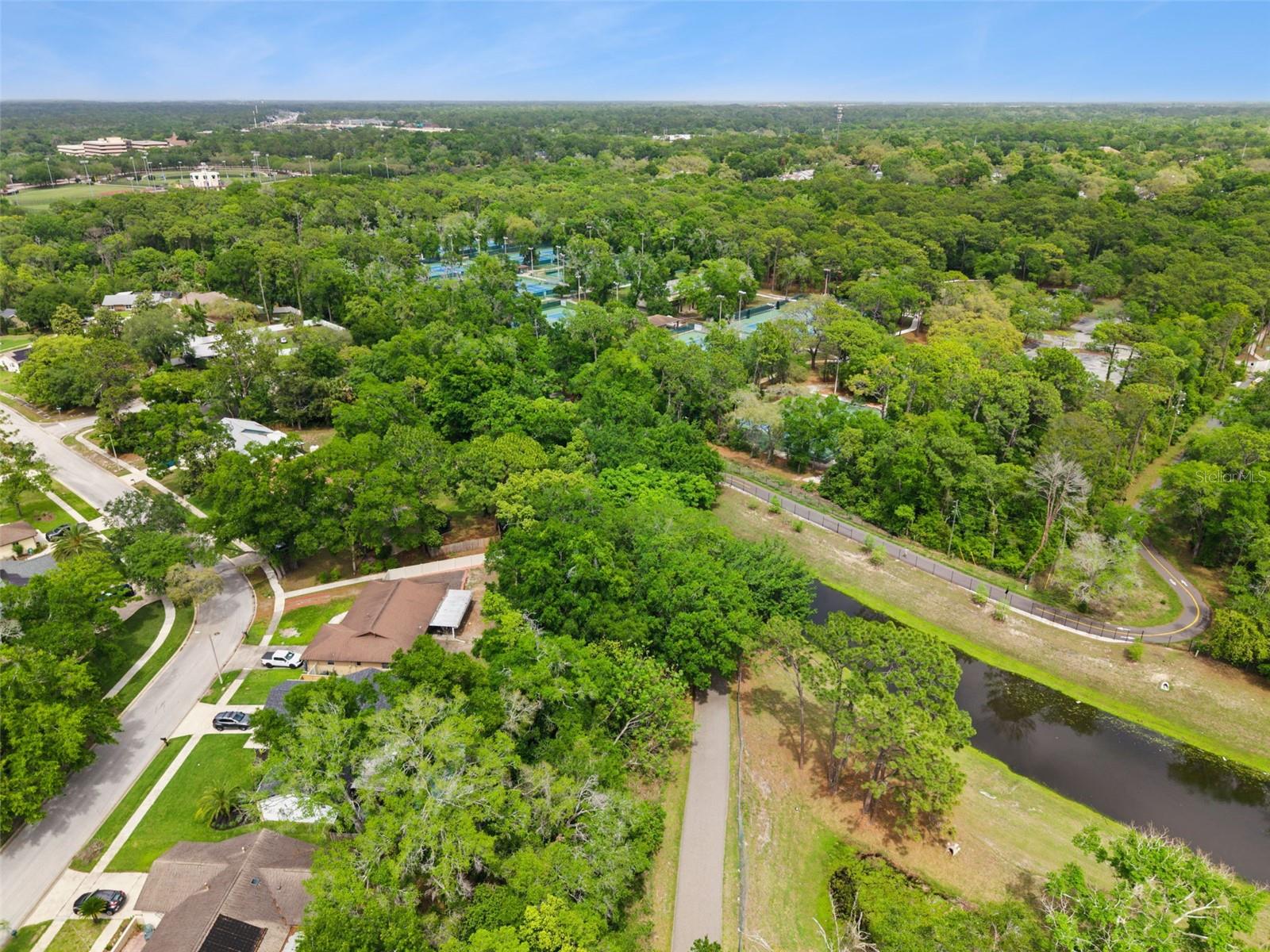 431 N MEANDER DR, ALTAMONTE SPRINGS, FL, 32714