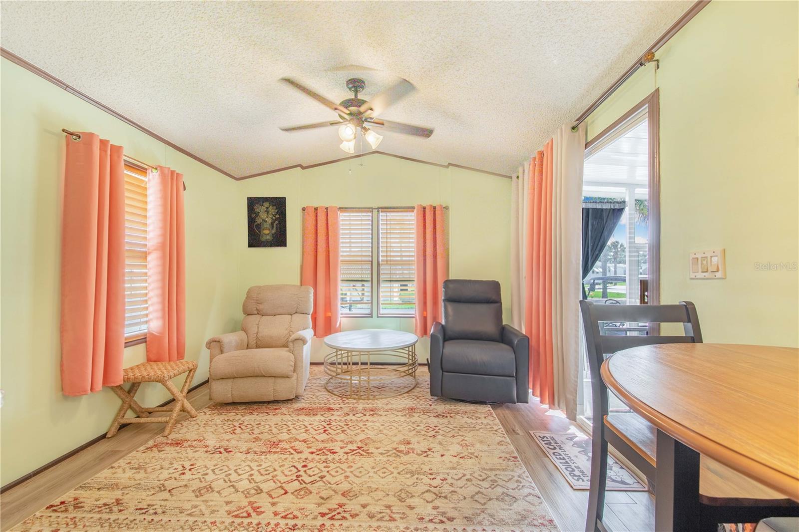 475 PINE LOOP, FROSTPROOF, FL, 33843