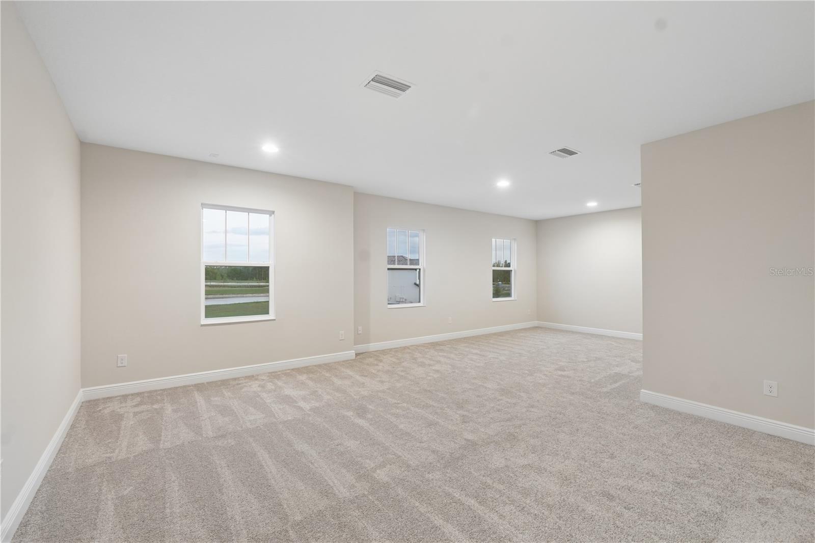 Upstairs Bonus Room