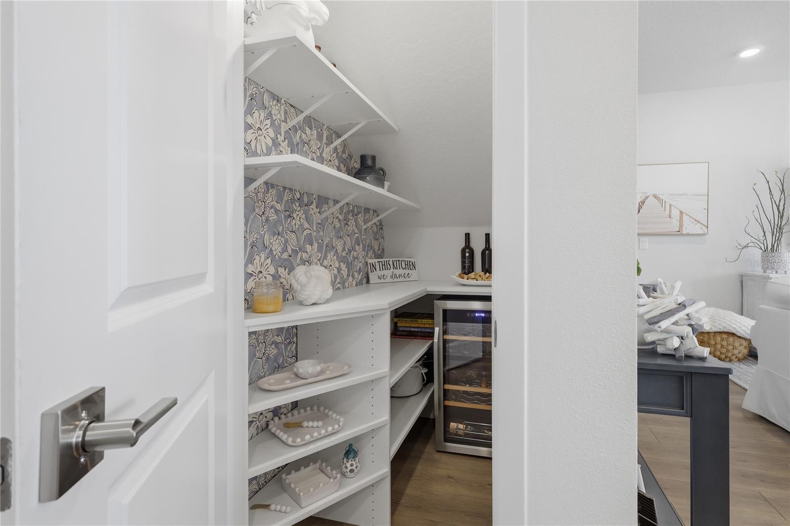 7221 SUTTON LN, SARASOTA, FL, 34240