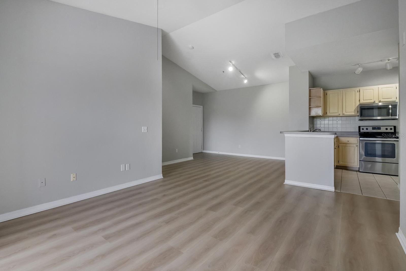 2705 MAITLAND CROSSING WAY #303, ORLANDO, FL, 32810