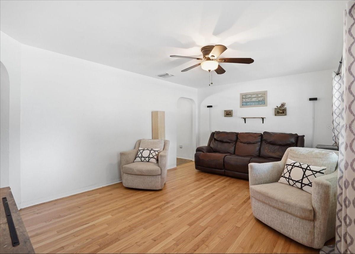 3337 16TH ST N, ST PETERSBURG, FL, 33704