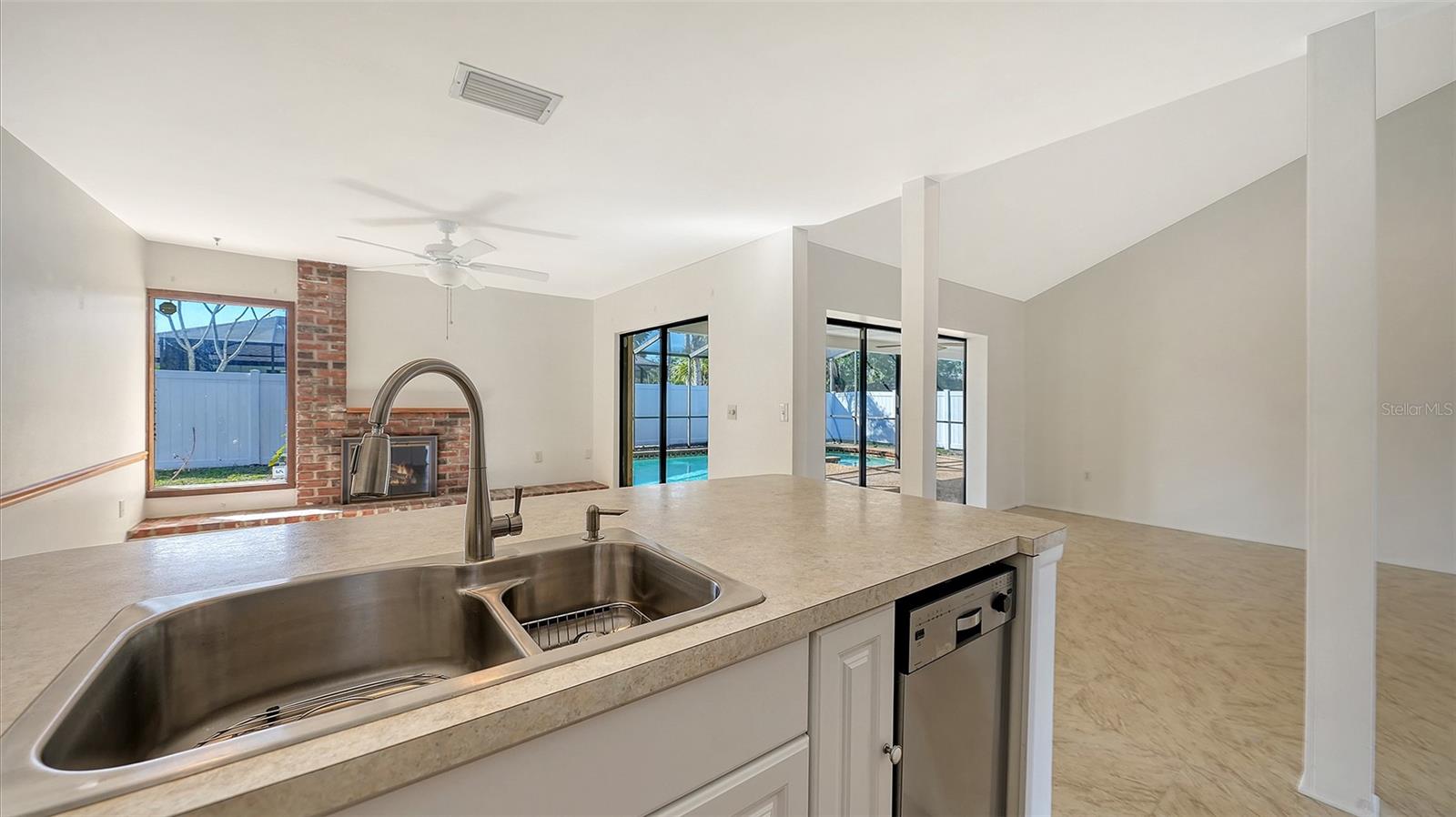 1844 OAK VIEW DR, SARASOTA, FL, 34232