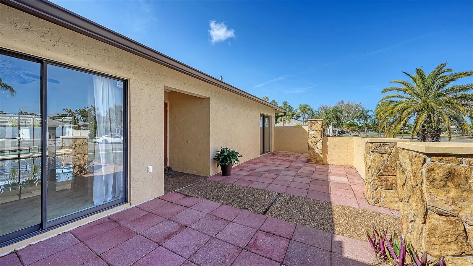 1844 OAK VIEW DR, SARASOTA, FL, 34232