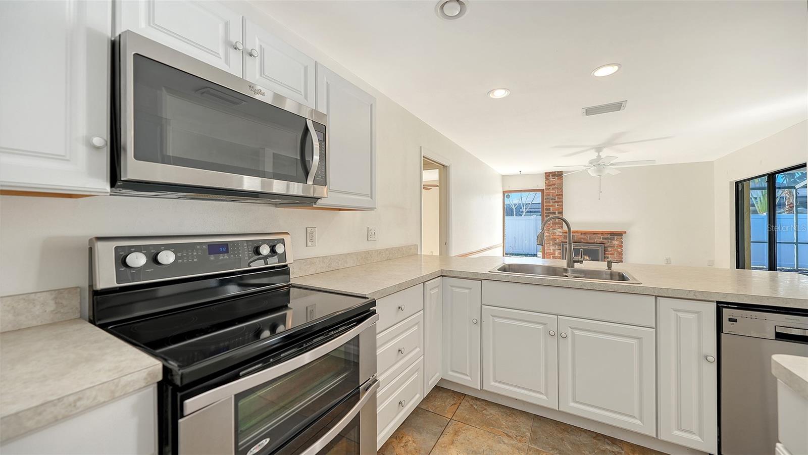 1844 OAK VIEW DR, SARASOTA, FL, 34232