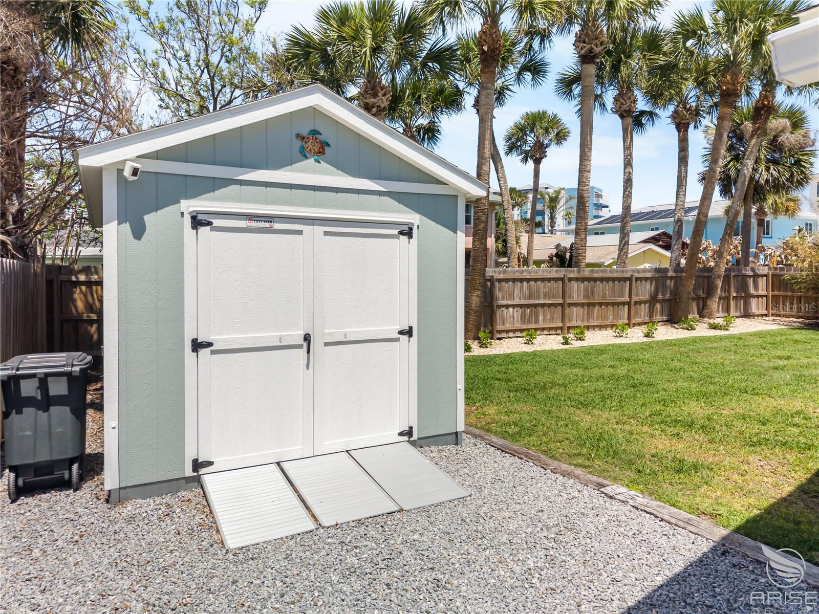 818 HOPE AVE, NEW SMYRNA BEACH, FL, 32169