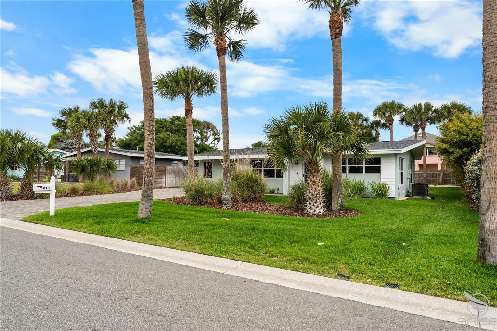818 HOPE AVE, NEW SMYRNA BEACH, FL, 32169