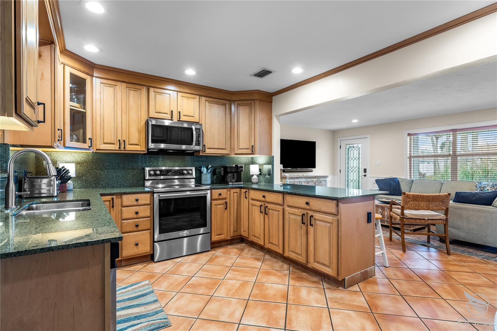 818 HOPE AVE, NEW SMYRNA BEACH, FL, 32169