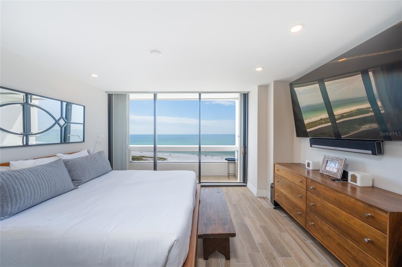 5400 OCEAN BLVD #10-02, SARASOTA, FL, 34242