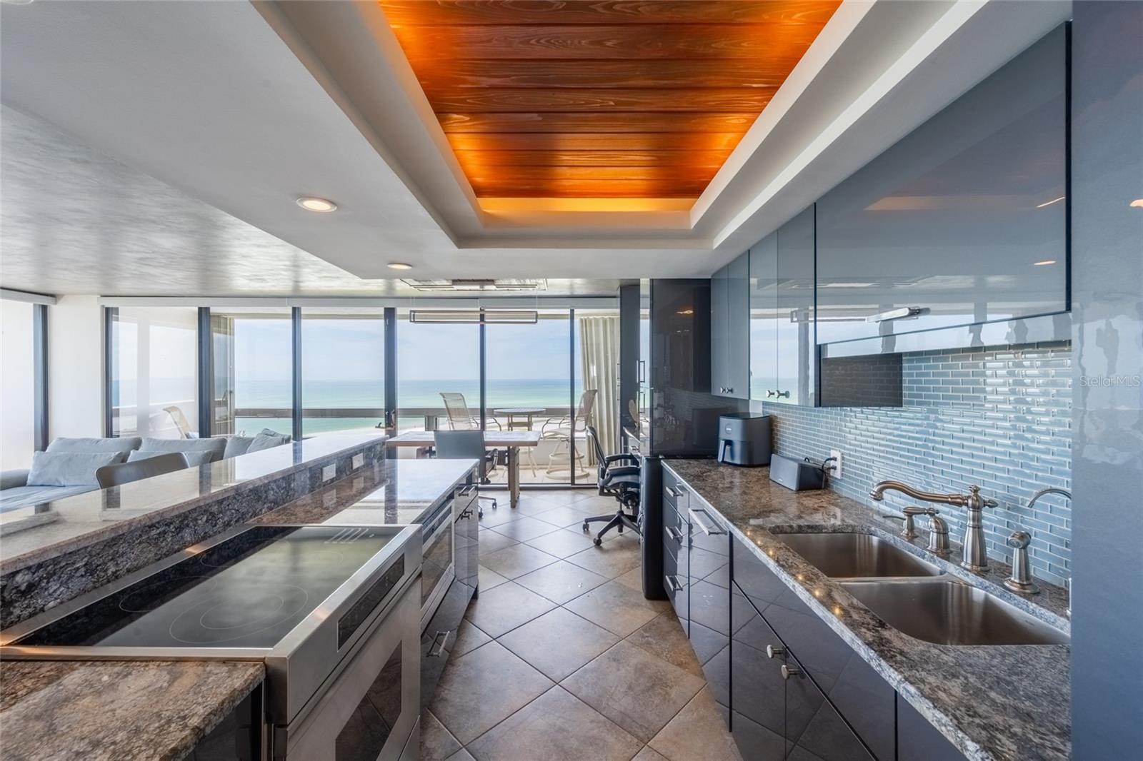 5400 OCEAN BLVD #10-02, SARASOTA, FL, 34242