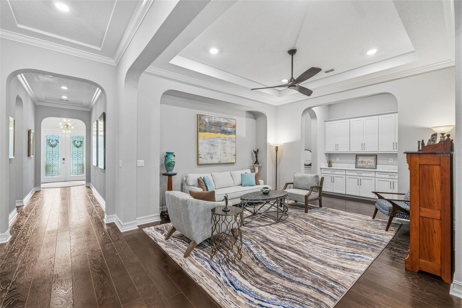 DINING RM/ LIVING RM