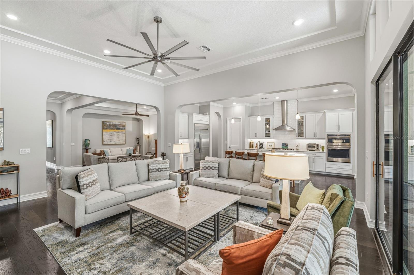 GREAT ROOM/FAMILY ROOM