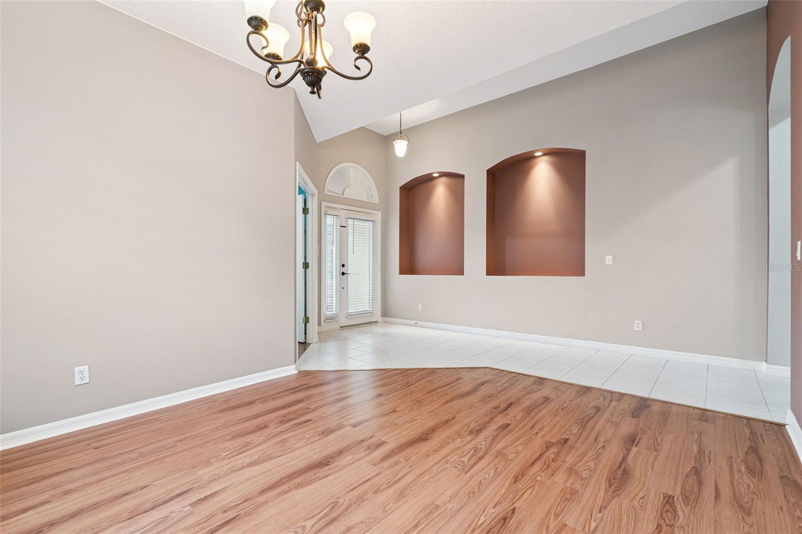 2221 CYPRESS TRACE CIR, ORLANDO, FL, 32825