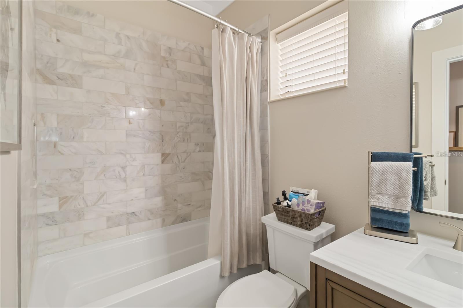 7242 HAMILTON RD, BRADENTON, FL, 34209