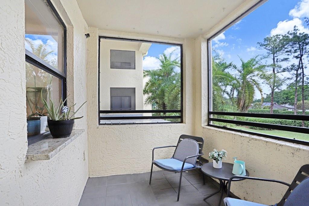 Screened in Balcony Patio