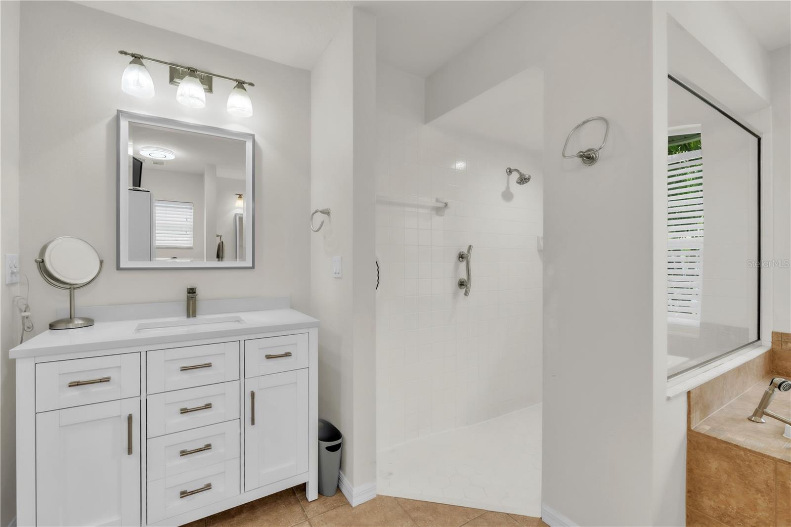 2114 49TH AVE E, BRADENTON, FL, 34203