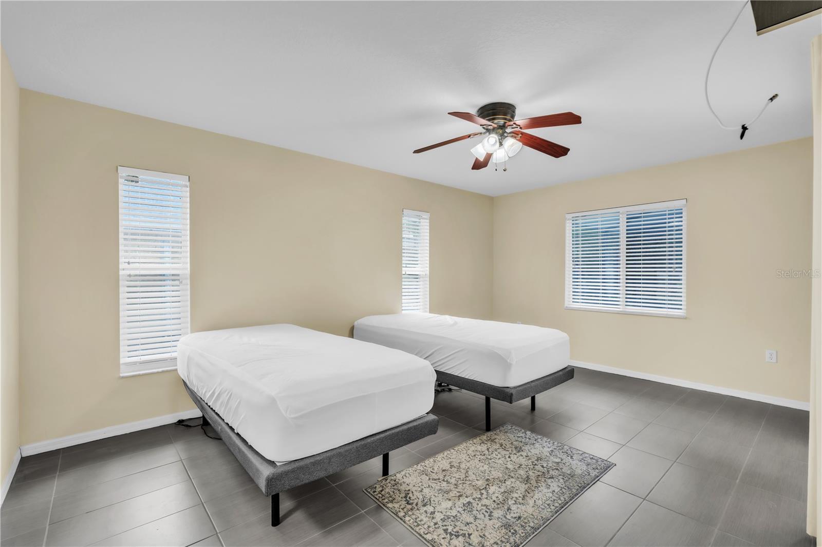 2114 49TH AVE E, BRADENTON, FL, 34203