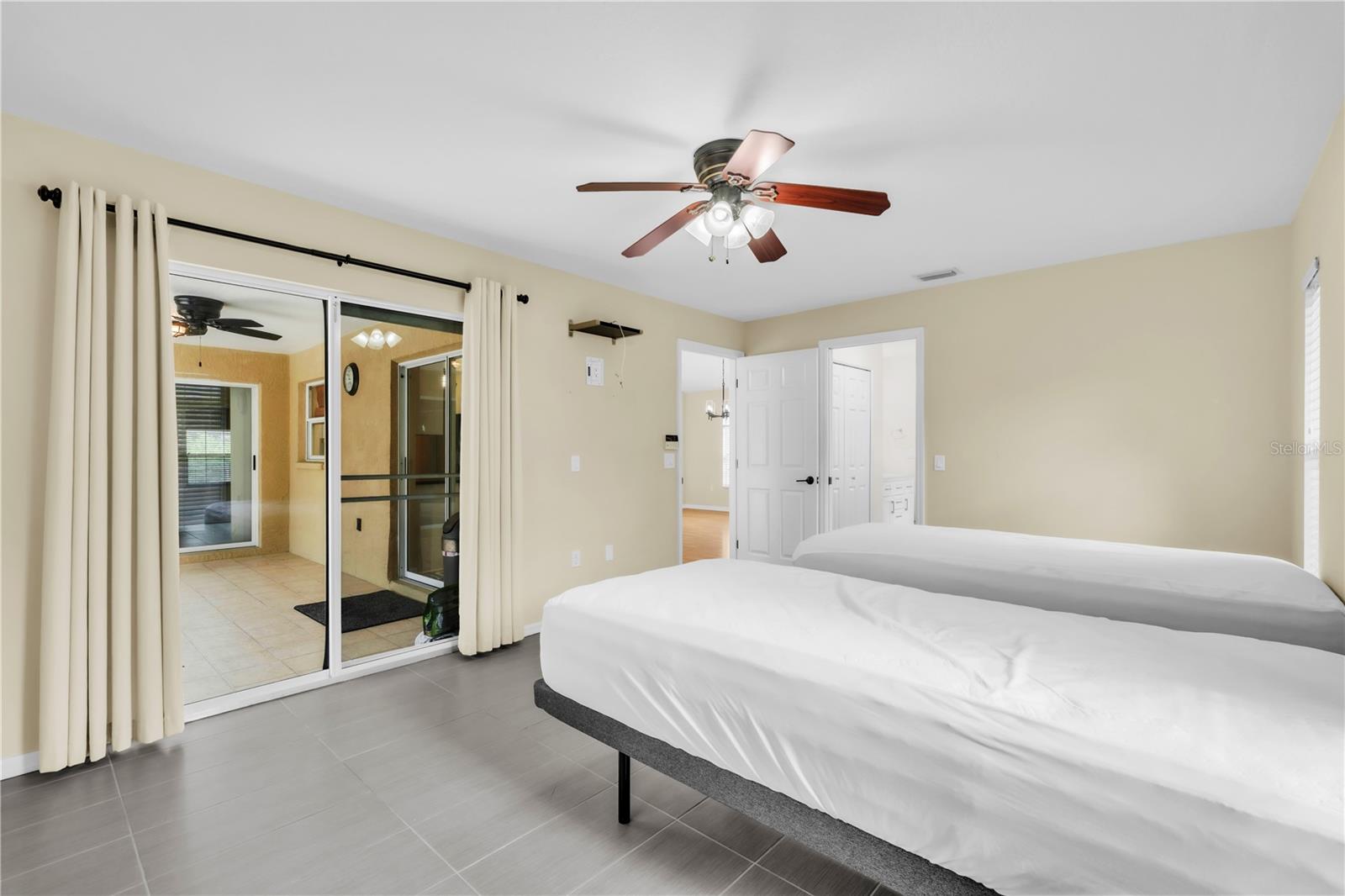 2114 49TH AVE E, BRADENTON, FL, 34203