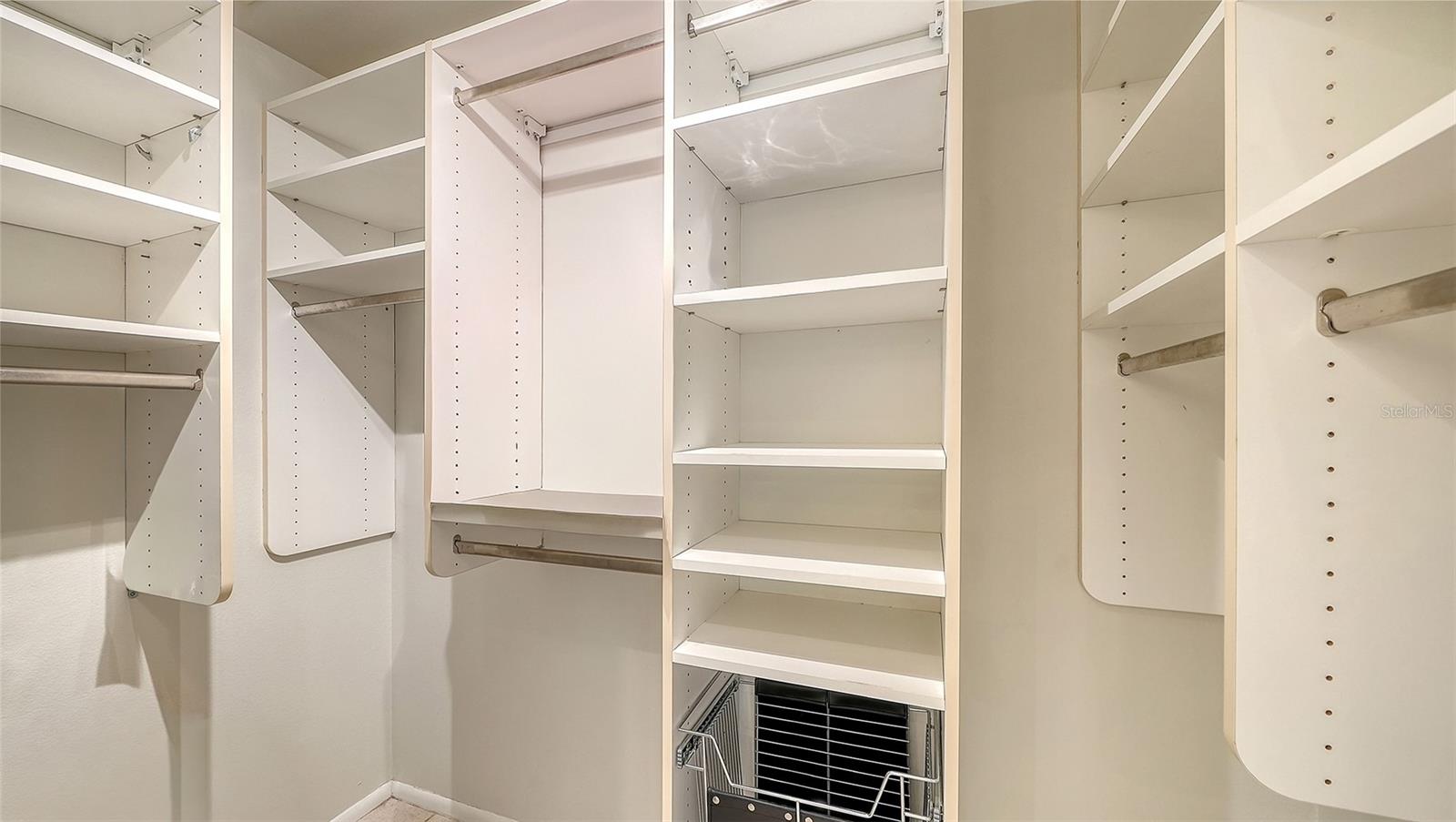 1932 HARBOURSIDE DR #242, LONGBOAT KEY, FL, 34228