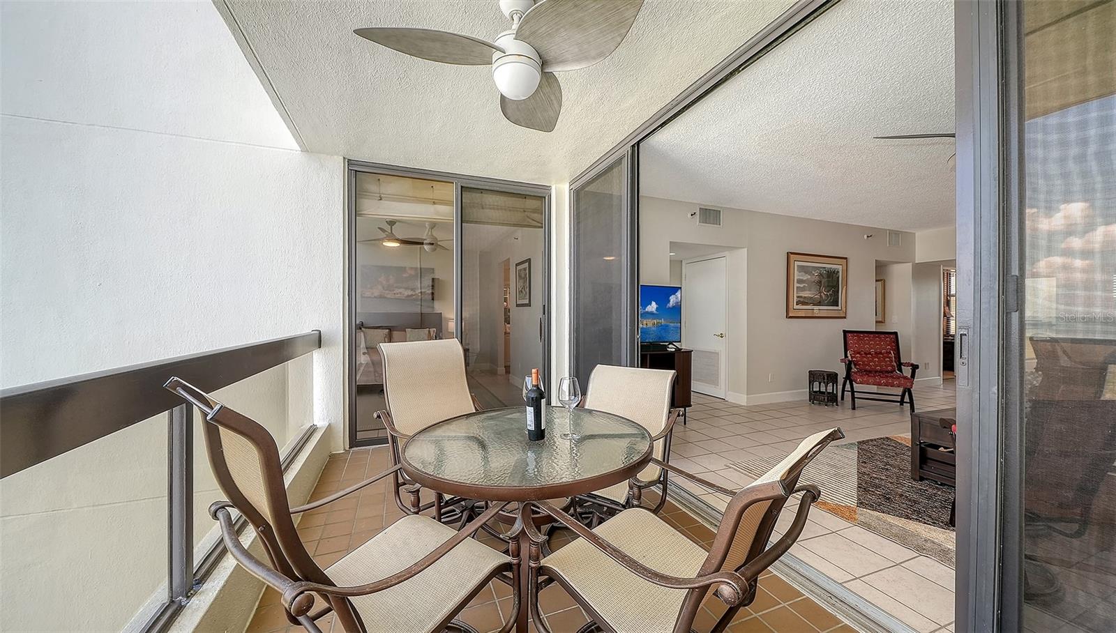 1932 HARBOURSIDE DR #242, LONGBOAT KEY, FL, 34228