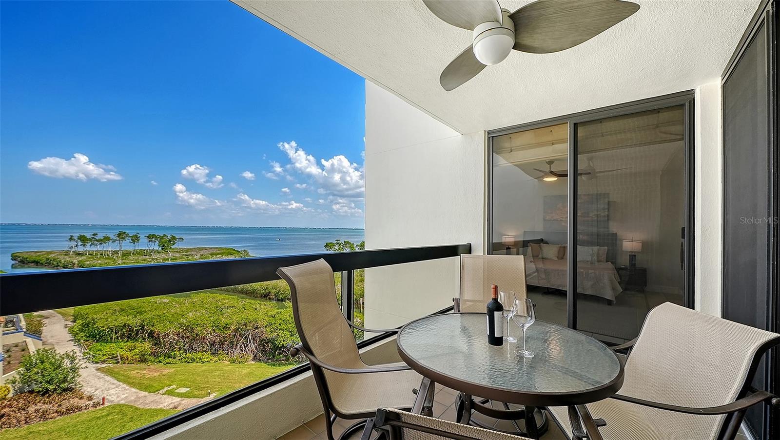 1932 HARBOURSIDE DR #242, LONGBOAT KEY, FL, 34228