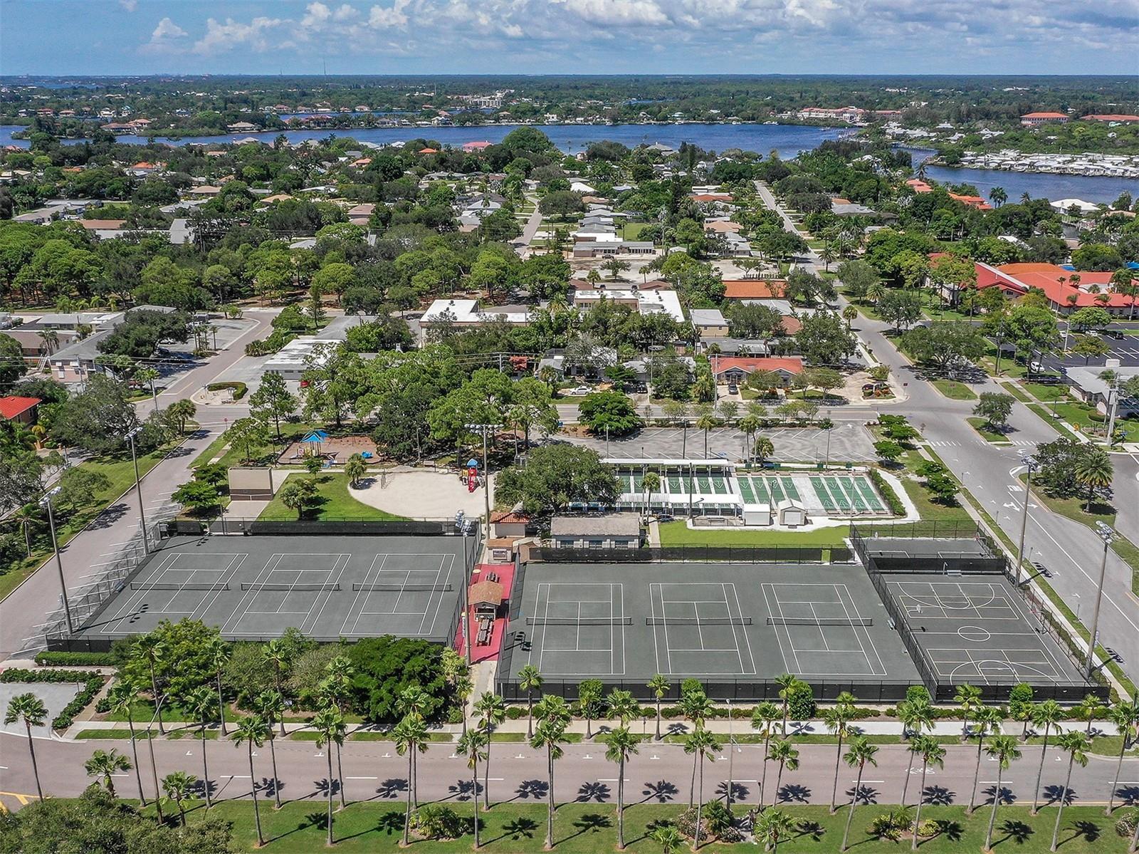 390 ARIANO AVE, NOKOMIS, FL, 34275